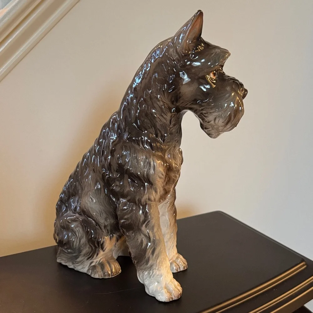 Vintage Shafford Japan Schnauzer figurine, titled “Snatty” (#137) - Picture 7 of 11